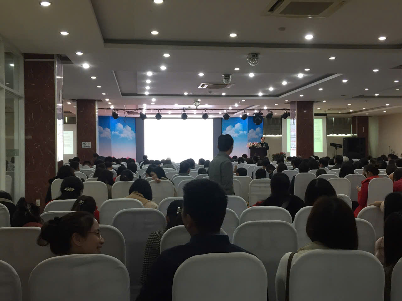 Phong trào học tập suốt đời và xây dựng xã hội học tập