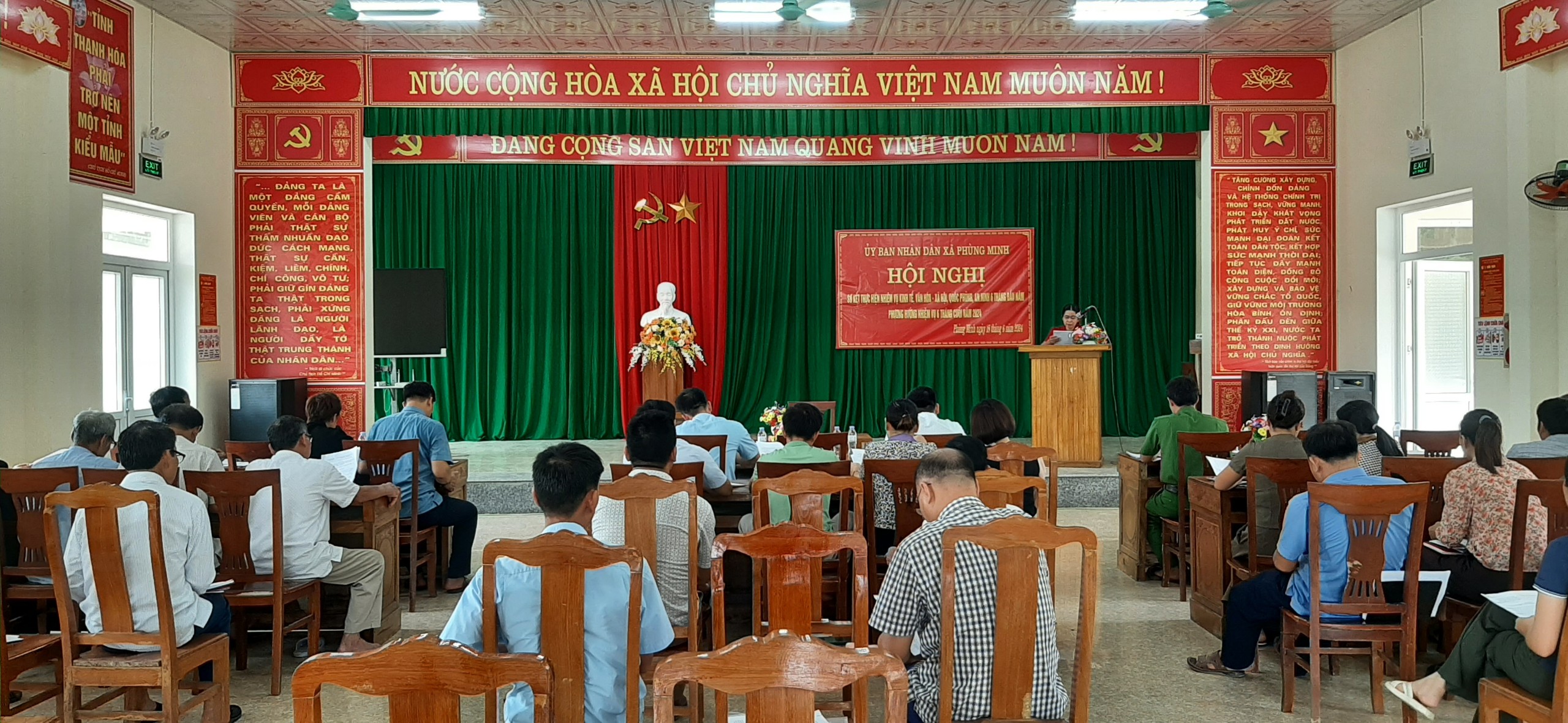 Chị Tân.jpg