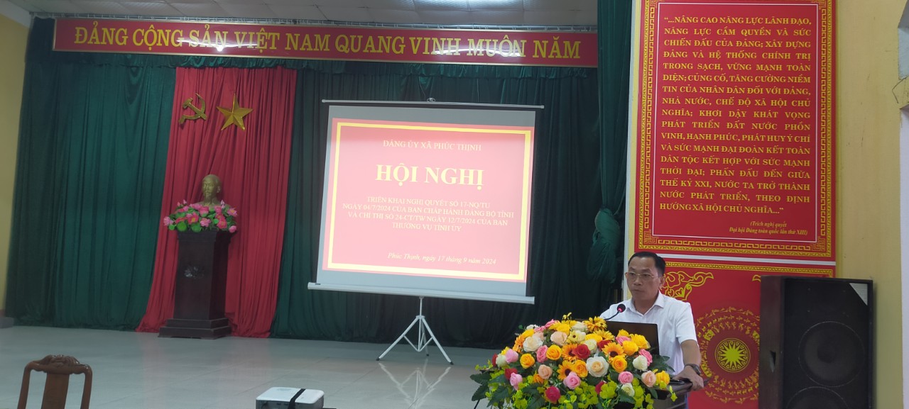 Khai mạc.jpg