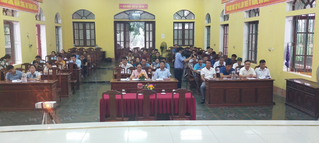 hội trường 2.jpg