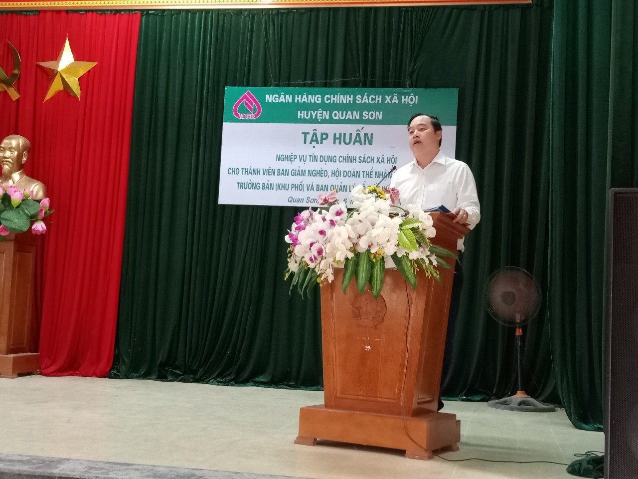 Ngân hàng chính sách xã hội tập huấn cho Ban giảm nghèo cấp xã, trưởng bản, Ban quản lý tổ tiết kiệm và vay vốn
