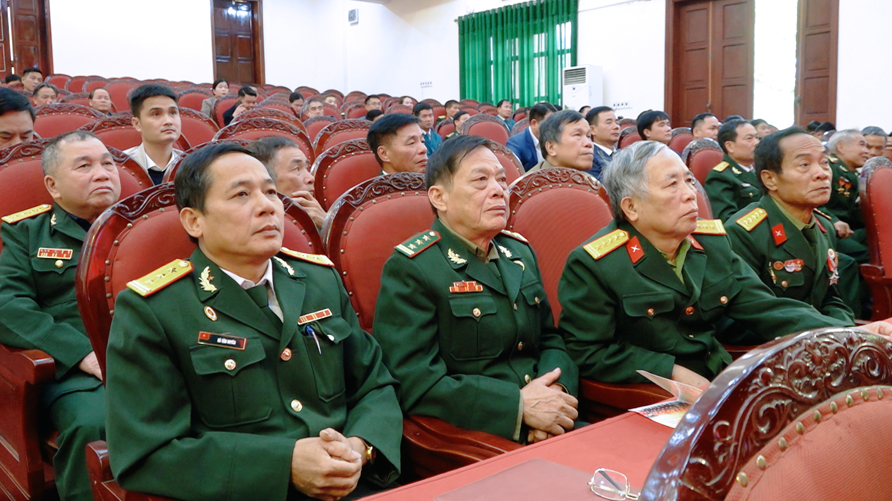 https://quanson.thanhhoa.gov.vn/portal/Photos/2024-12-20/c8698bde625f99adClip0018.MXF.21_13_16_12.Still001.jpg