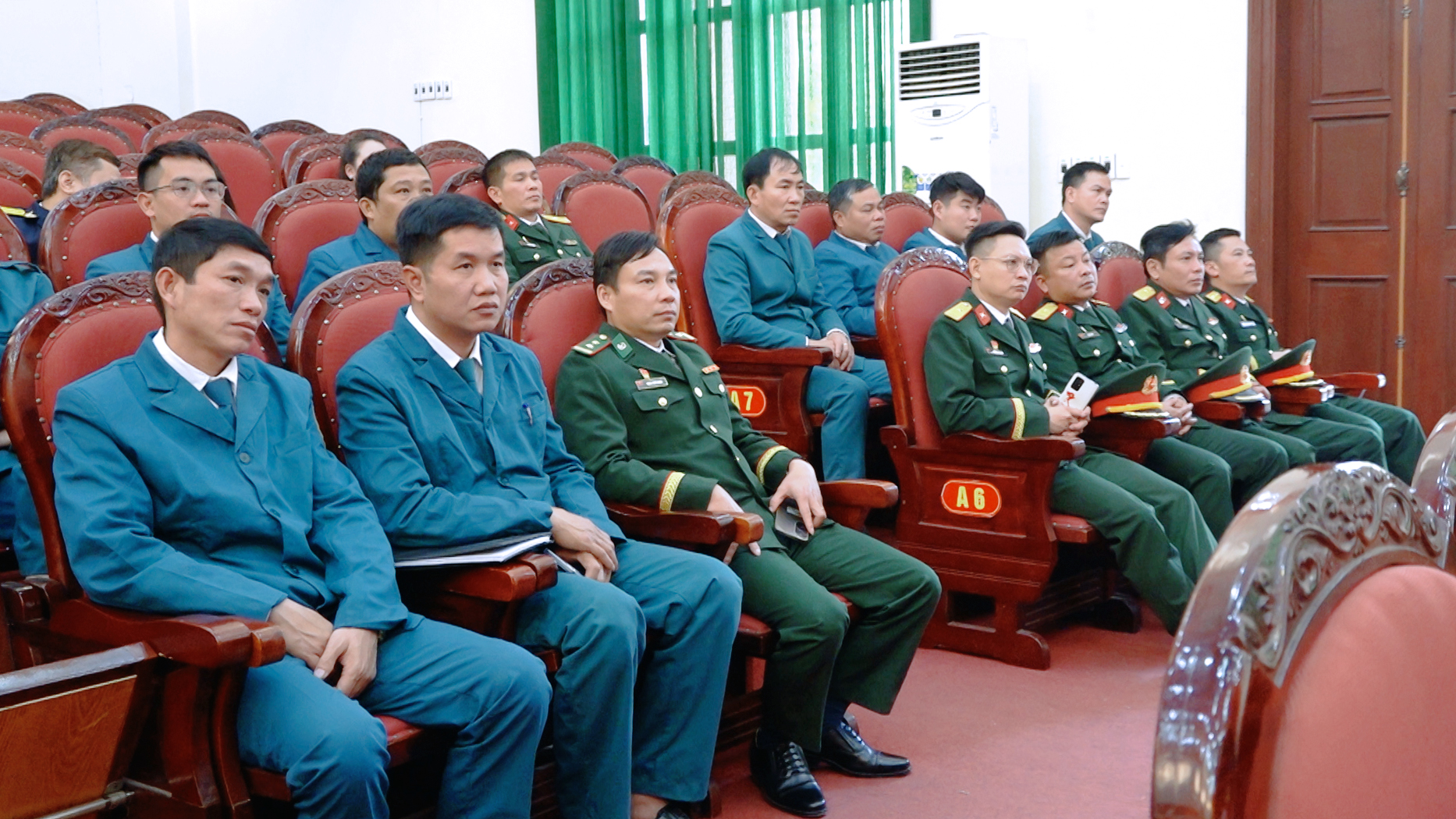 https://quanson.thanhhoa.gov.vn/portal/Photos/2024-12-20/184a5b1c402d82bdClip0031.MXF.21_14_57_04.Still001.jpg