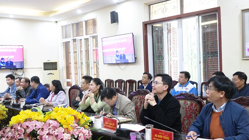 https://quanson.thanhhoa.gov.vn/portal/Photos/2024-12-20/660de532fa26d8dClip0074.MXF.21_23_03_03.Still002.00_00_01_08.Still005.jpg