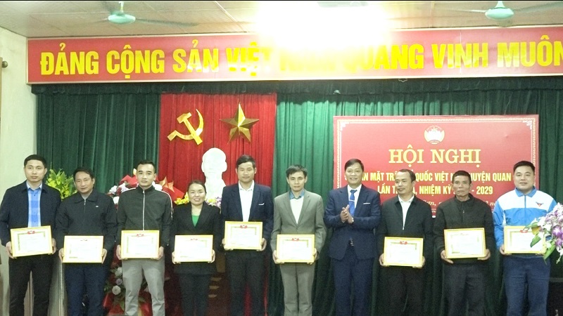 https://quanson.thanhhoa.gov.vn/portal/Photos/2024-12-28/5c338d53456390edClip0361.MXF.23_48_09_24.Still001.00_00_00_00.Still001.jpg