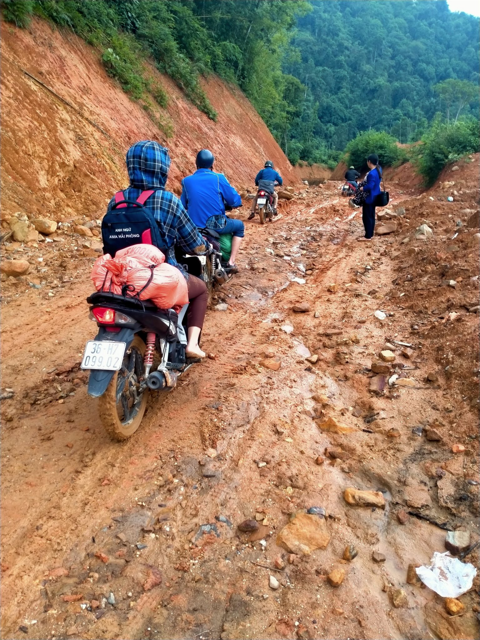 CHÉ LẦU.jpg