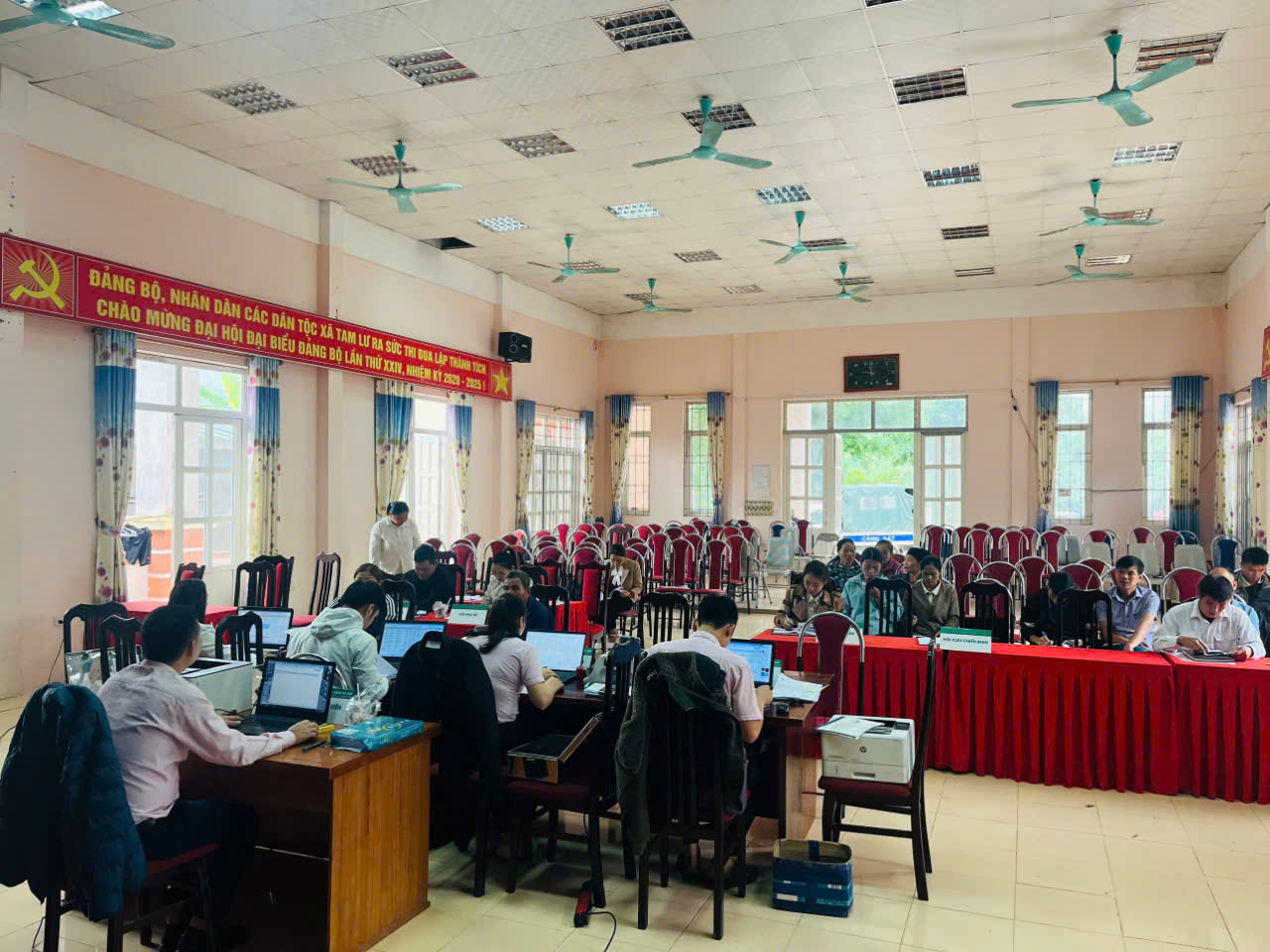 C:\Users\User\Pictures\Ảnh Sơn\3333.jpg