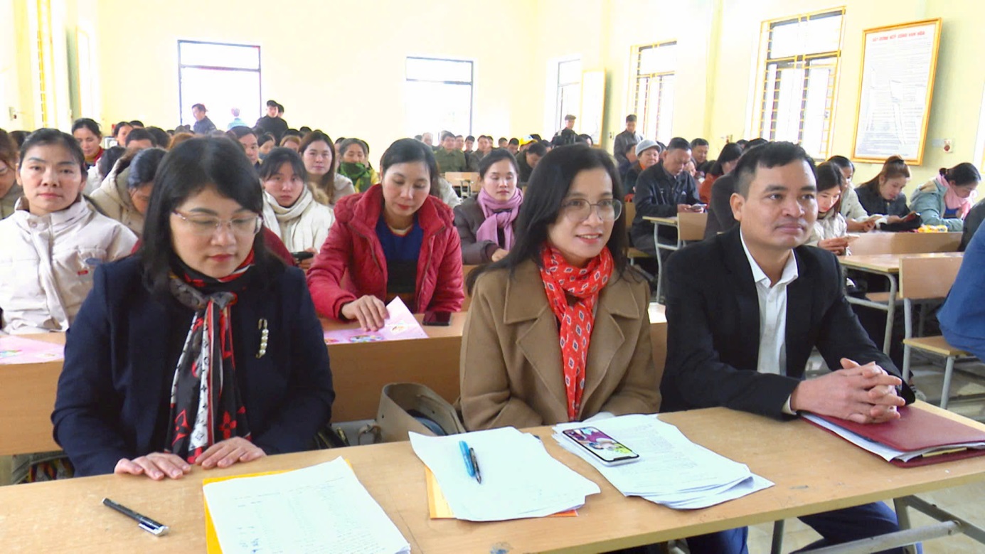 C:\Users\User\Pictures\ẢNH CHUYÊN\z6163492010193_66f268a36be9761593d91b07d1b3b579.jpg