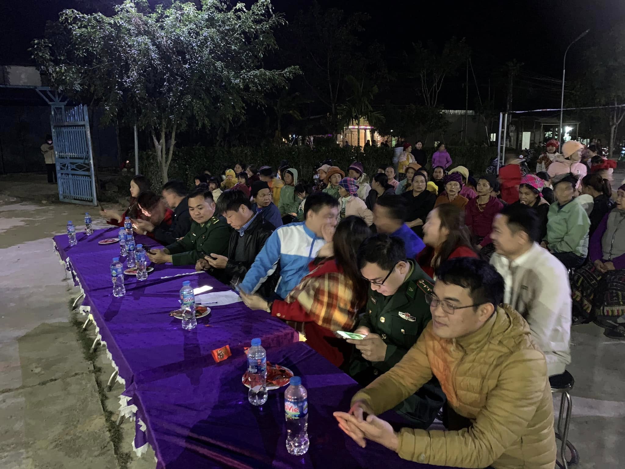 C:\Users\User\Pictures\ẢNH CHUYÊN\474261199_1149913150082601_8517987169294323228_n.jpg