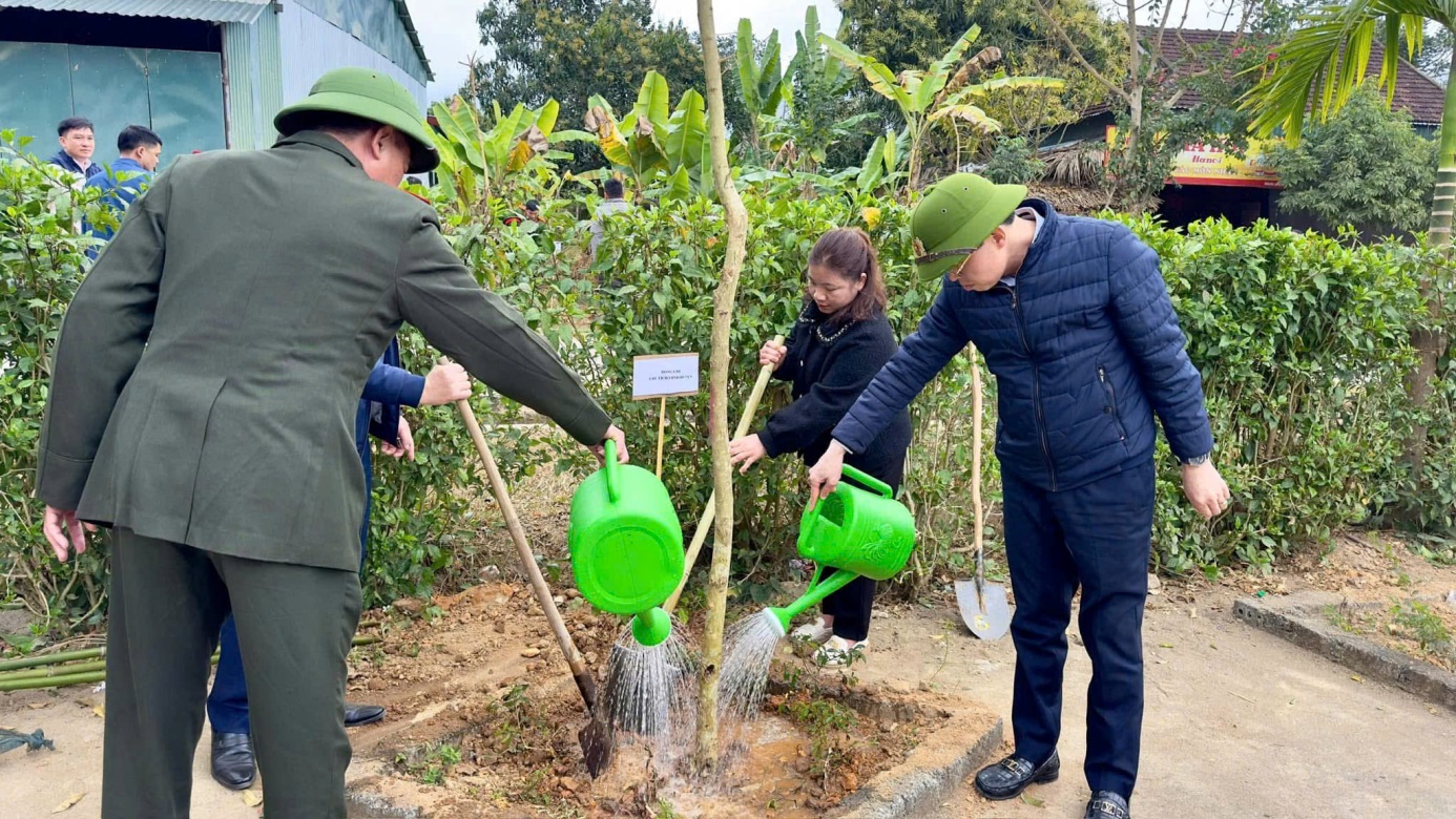 C:\Users\User\Pictures\ẢNH CHUYÊN\z6285666432930_92db95ef388739776c304d96d735383f.jpg
