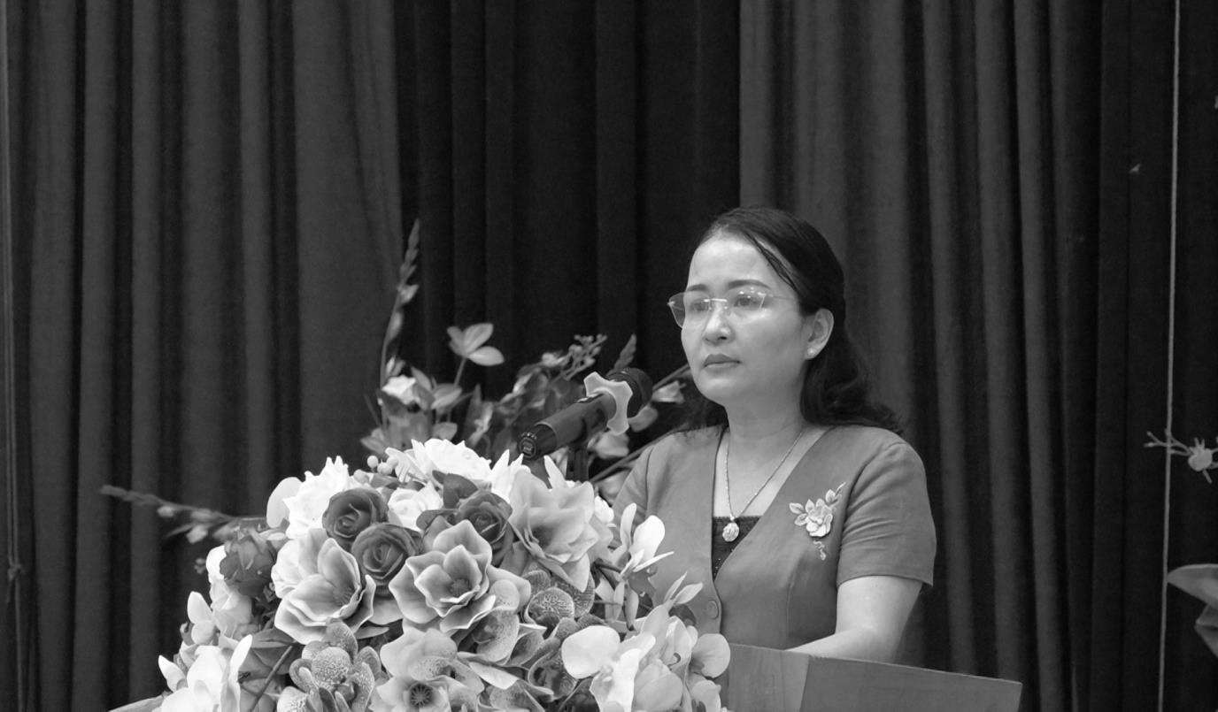ĐỒNG CHÍ BÍ THƯ HUYỆN ỦY QUAN SƠN THĂM VÀ LÀM VIỆC TẠI XÃ TAM LƯ