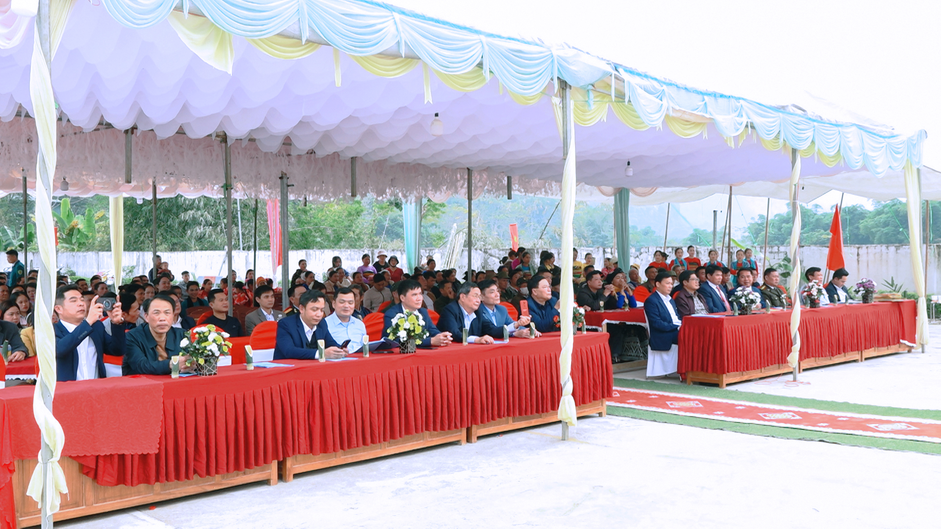 https://quanson.thanhhoa.gov.vn/portal/Photos/2025-01-08/361640861db844adClip0215.MXF.02_40_54_23.Still001.jpg