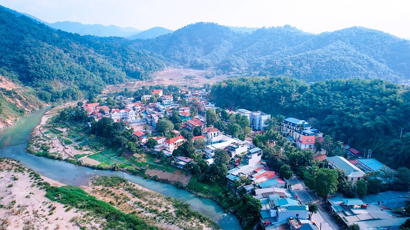 https://quanson.thanhhoa.gov.vn/portal/Photos/2025-01-09/f5dae48fad72dc1dDJI_0837.MP4.00_00_25_00.Still001.jpg