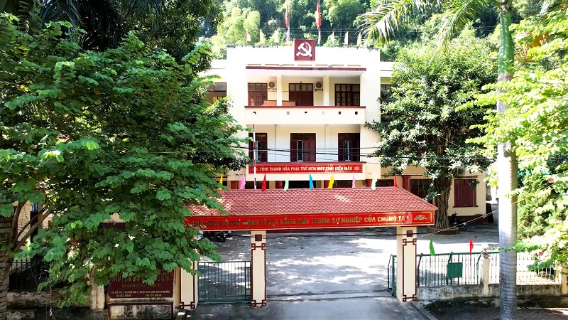 https://quanson.thanhhoa.gov.vn/portal/Photos/2025-01-09/a9d9139d4c42144d10%20DIEM%20NOI%20BAT%20HUYEN%20QUAN%20SON%20NAM%202023.mp4.00_01_40_19.Still001.jpg