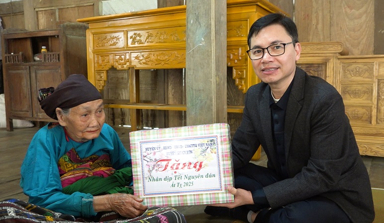 https://quanson.thanhhoa.gov.vn/portal/Photos/2025-01-21/7f6a51566d34e69dClip0166.MXF.08_23_43_16.Still001.jpg
