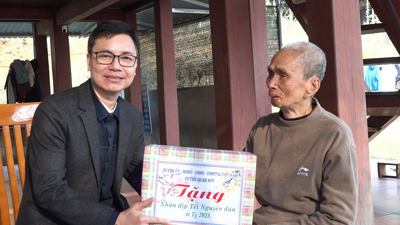 https://quanson.thanhhoa.gov.vn/portal/Photos/2025-01-21/5c8c99df1142dffdClip0179.MXF.08_25_24_24.Still001.jpg