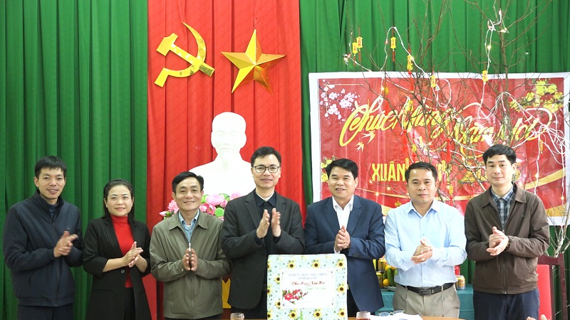 https://quanson.thanhhoa.gov.vn/portal/Photos/2025-01-21/ddfd0e1a1cfe750dClip0220.MXF.08_32_26_01.Still001.jpg