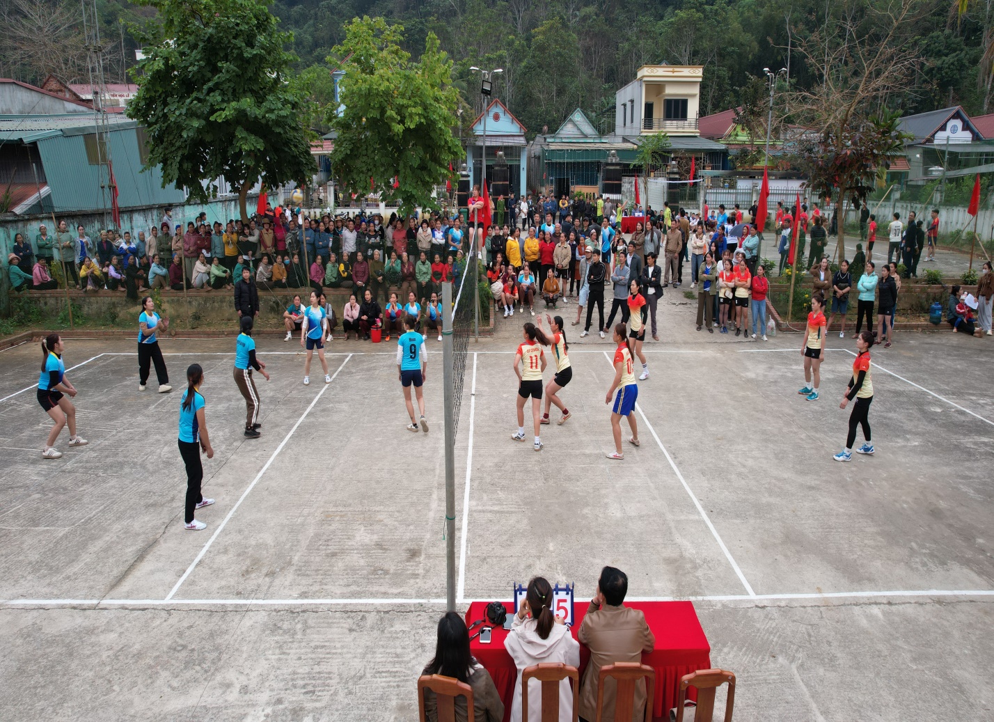 https://quanson.thanhhoa.gov.vn/portal/Photos/2025-02-18/75fdb0dfa30da2ddDJI_0270.JPG