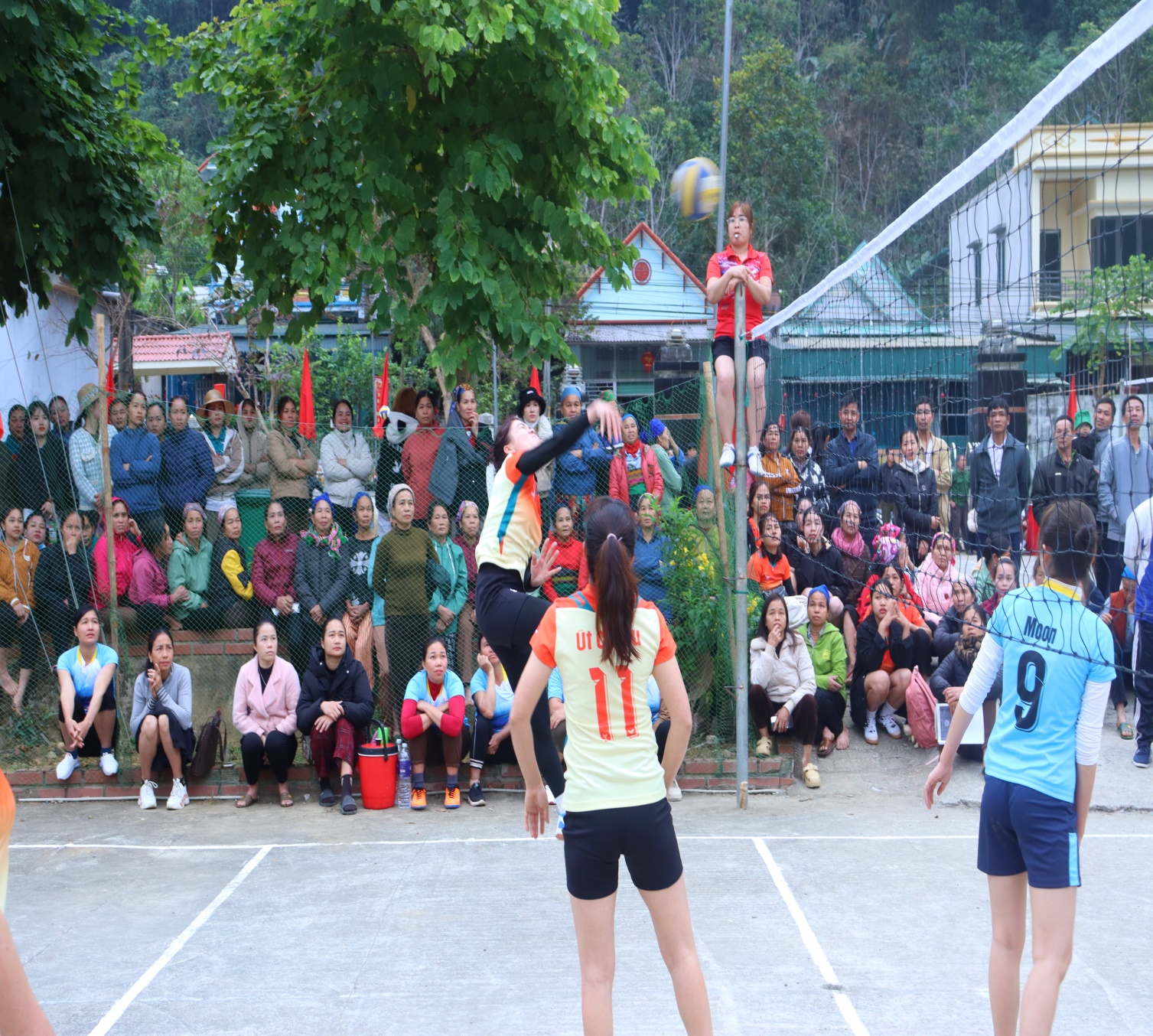 https://quanson.thanhhoa.gov.vn/portal/Photos/2025-02-18/6c8383275126349dIMG_5523.JPG