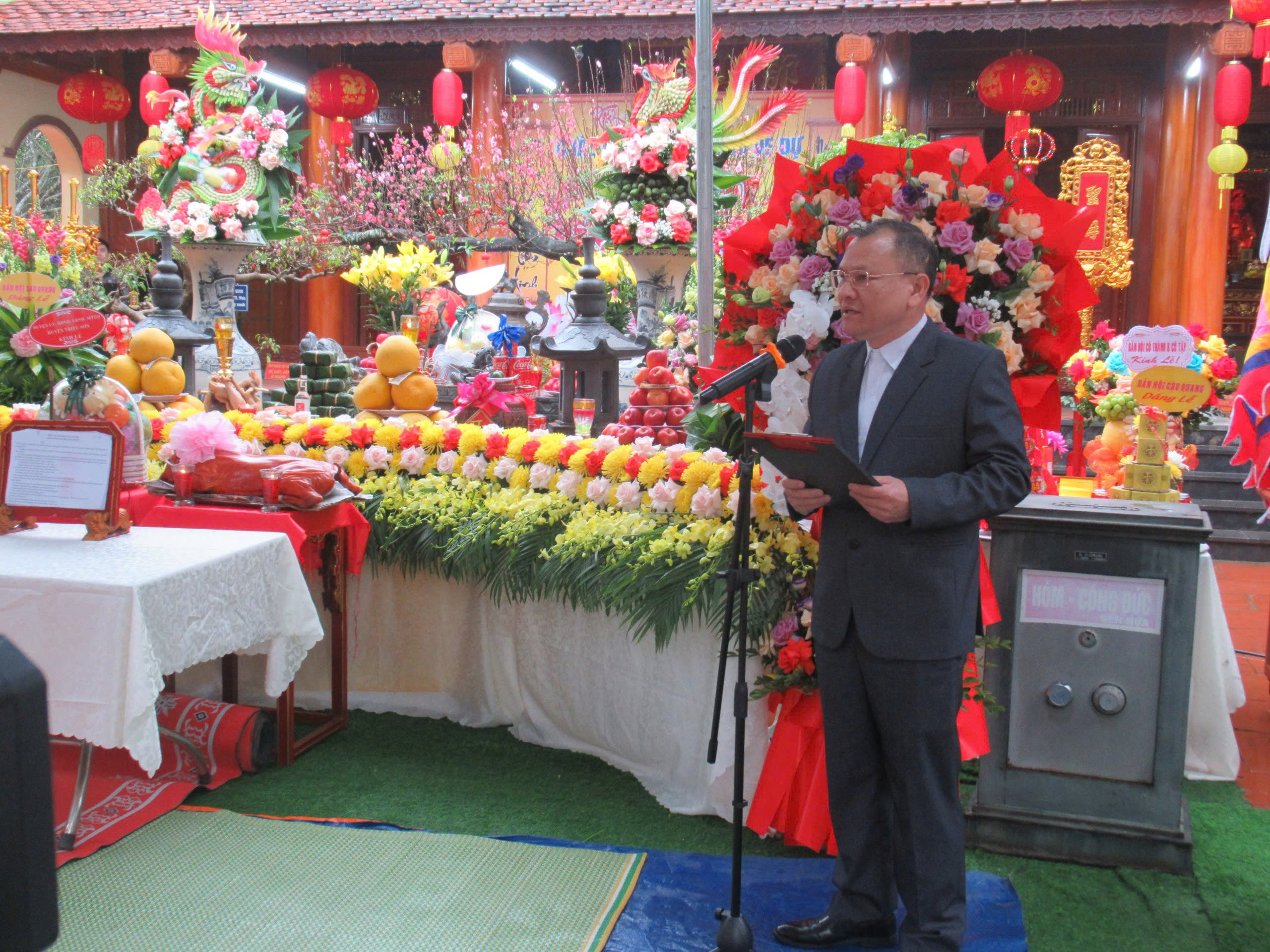 Anh-tin-bai