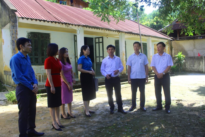 Trao nhà công vụ cho giáo viên trường vùng cao Thanh Hóa ảnh 1