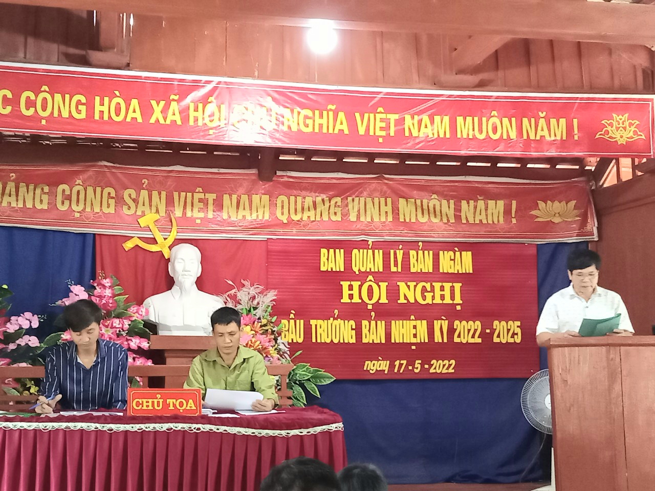 Ủy Ban nhân dân xã Trung Thượng chỉ đạo tổ chức thành công bầu cử Trưởng Bản trên địa bàn xã nhiệm kỳ 2022 - 2025