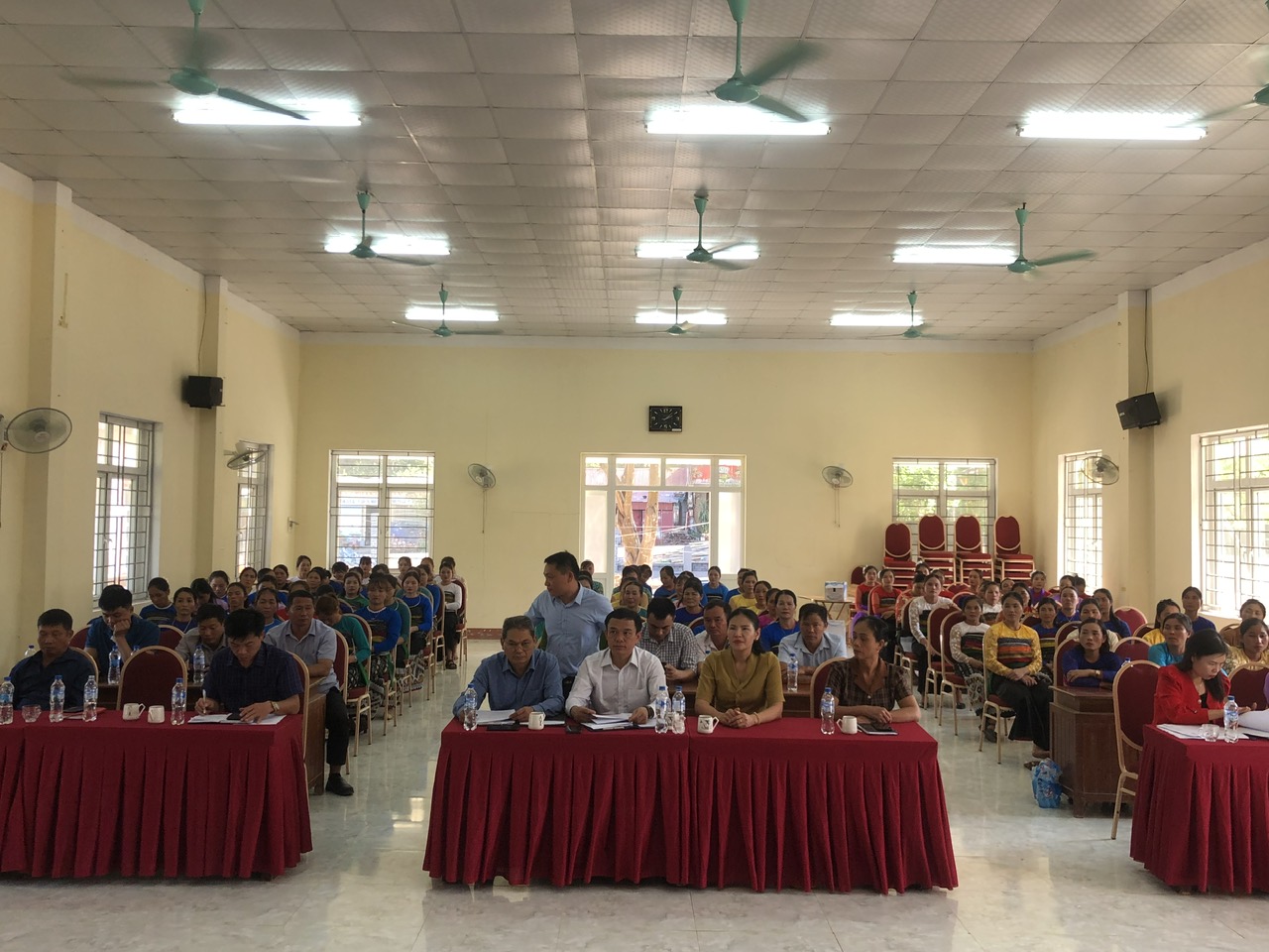 HỘI NGHỊ ĐỐI THOẠI GIỮA NGƯỜI ĐỨNG ĐẦU CẤP UỶ, CHÍNH QUYỀN VỚI CÁN BỘ, HỘI VIÊN PHỤ NỮ XÃ SƠN ĐIỆN