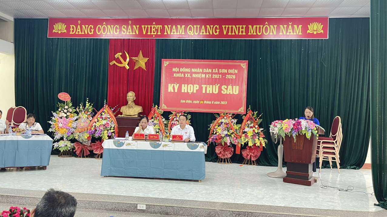 kỳ họp.jpg