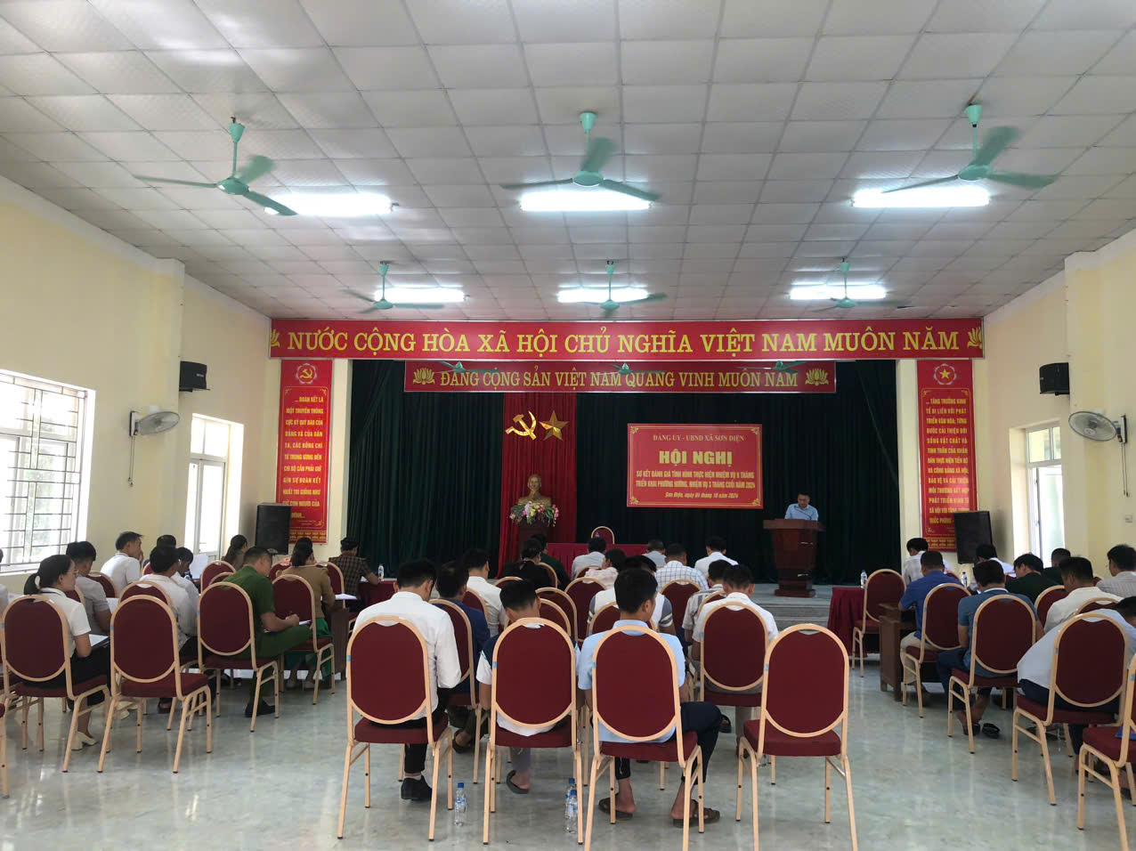 ảnh hội nghị.jpg