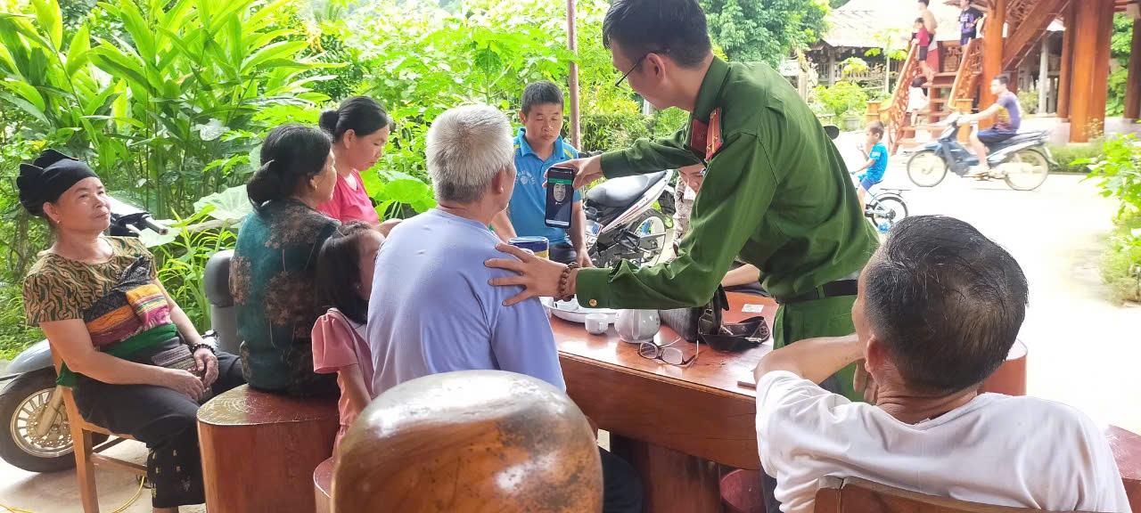Xã Sơn Điện Đẩy mạnh cài đặt Chữ ký số cho người dân trên địa bàn.