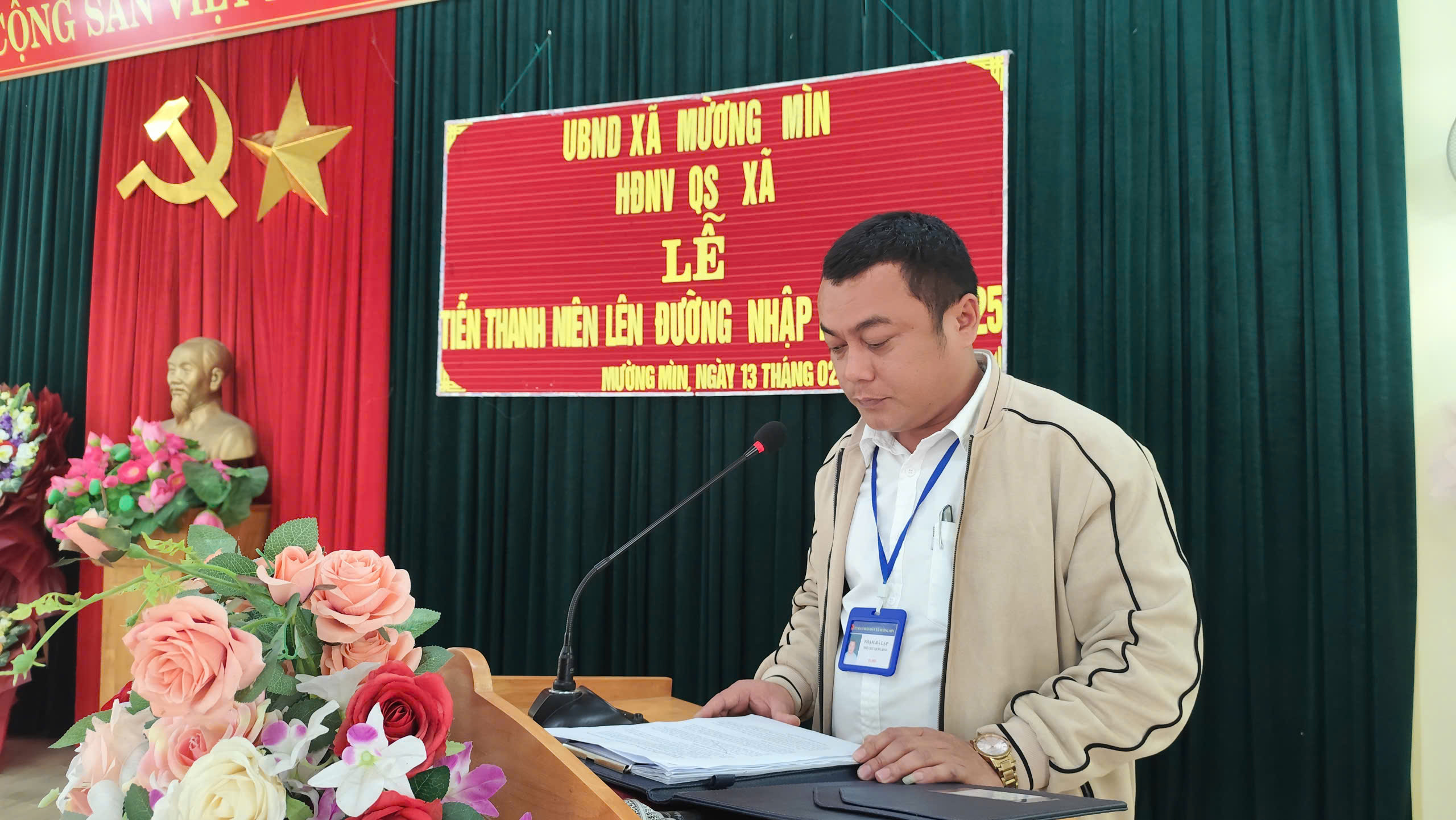 Anh-tin-bai