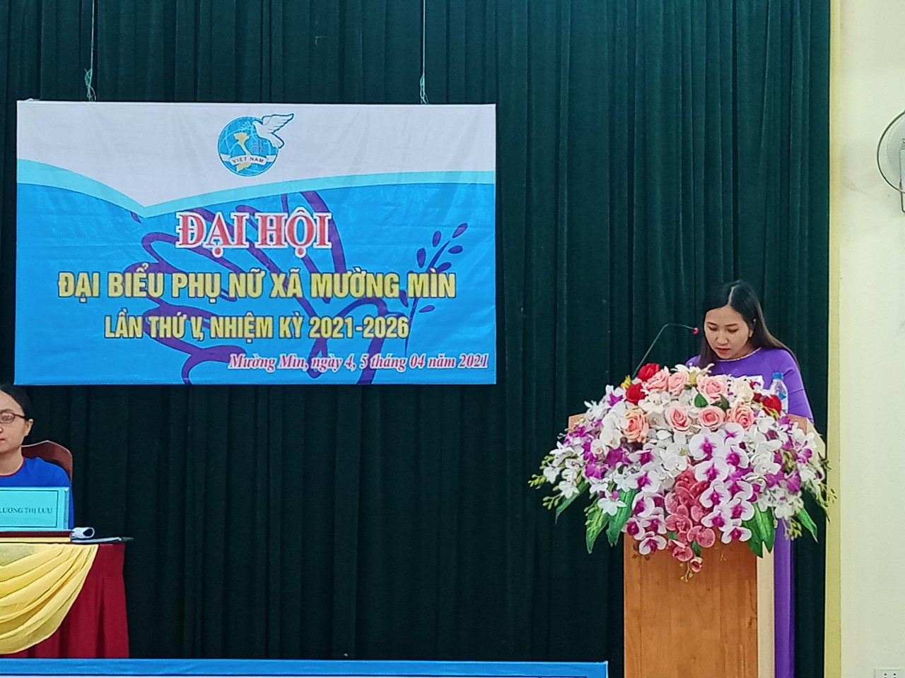 chị my.jpg