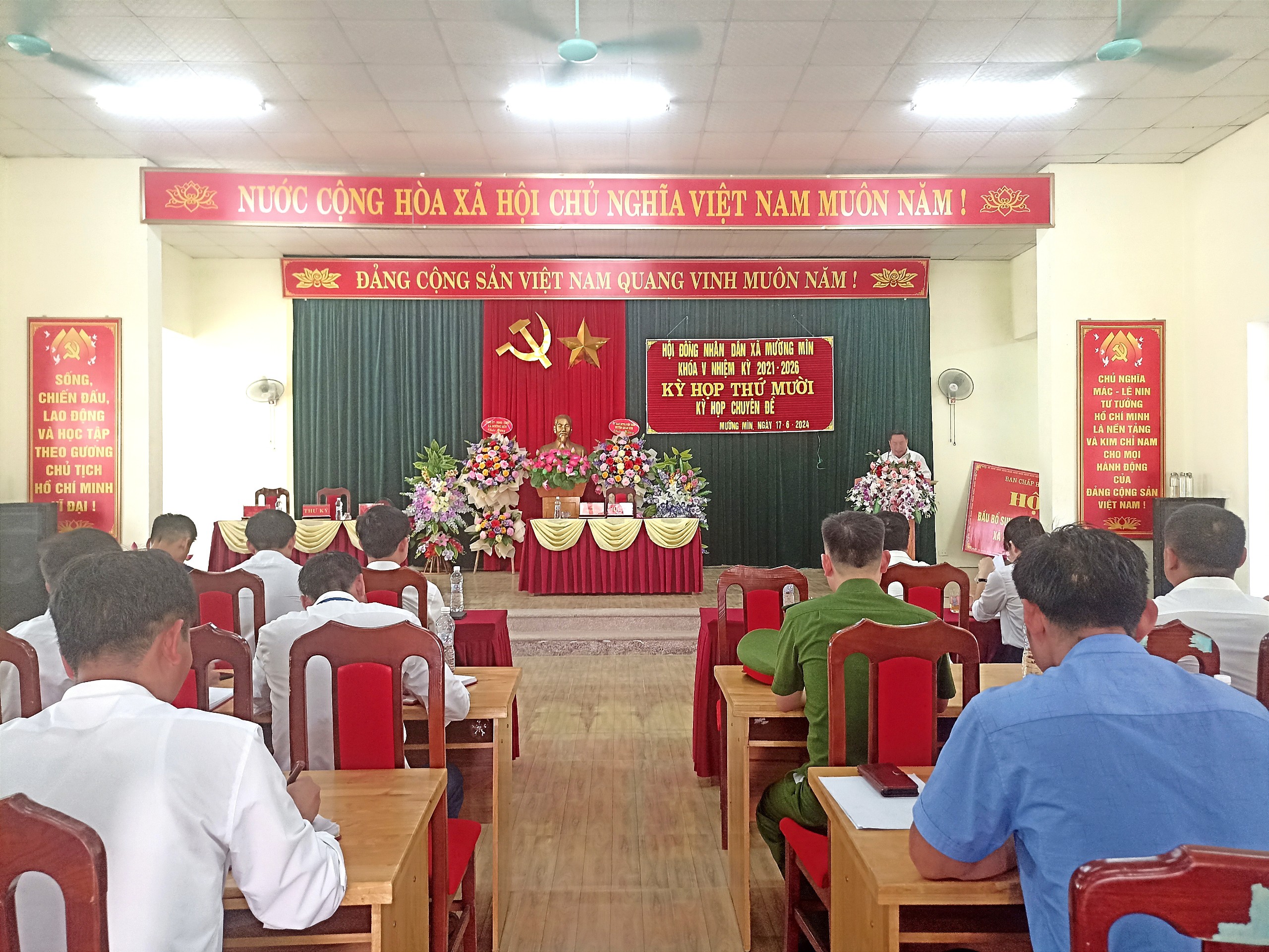 3c7db2c2-fb46-45c8-9962-8b6562cdbec4.jpg