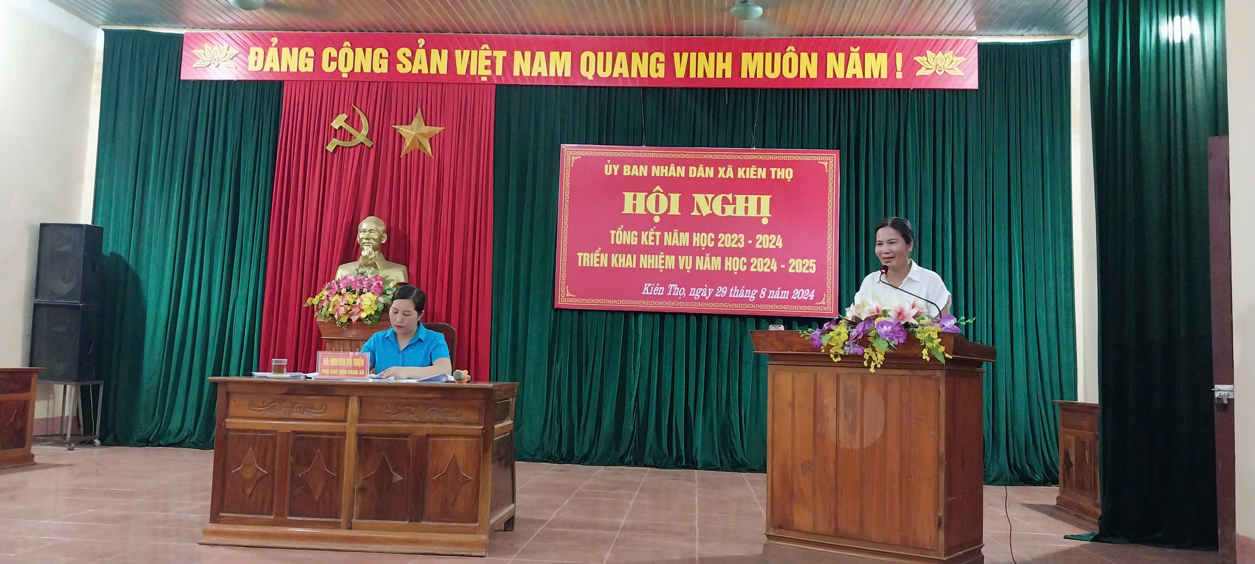 Ảnh tổng kết năm học 3.jpg