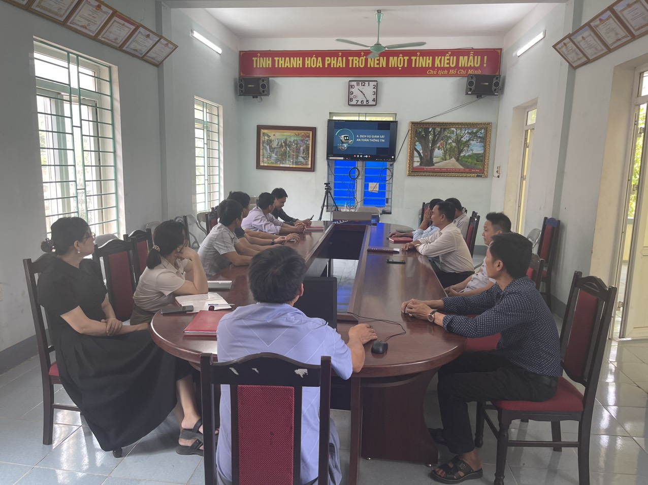 HN trực tuyến triển khai thực hiện các tiêu chí chuyển đổi số cấp huyện và Mô hình “3 Không”