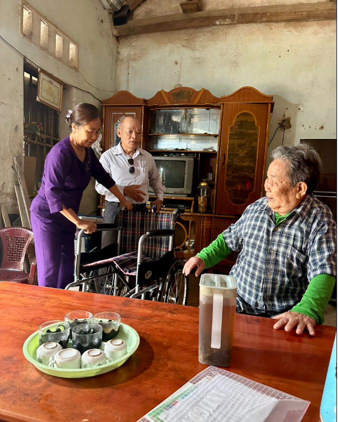 Anh-tin-bai