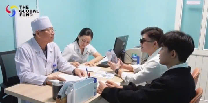 PrEP – Tác dụng phụ và cách xử trí