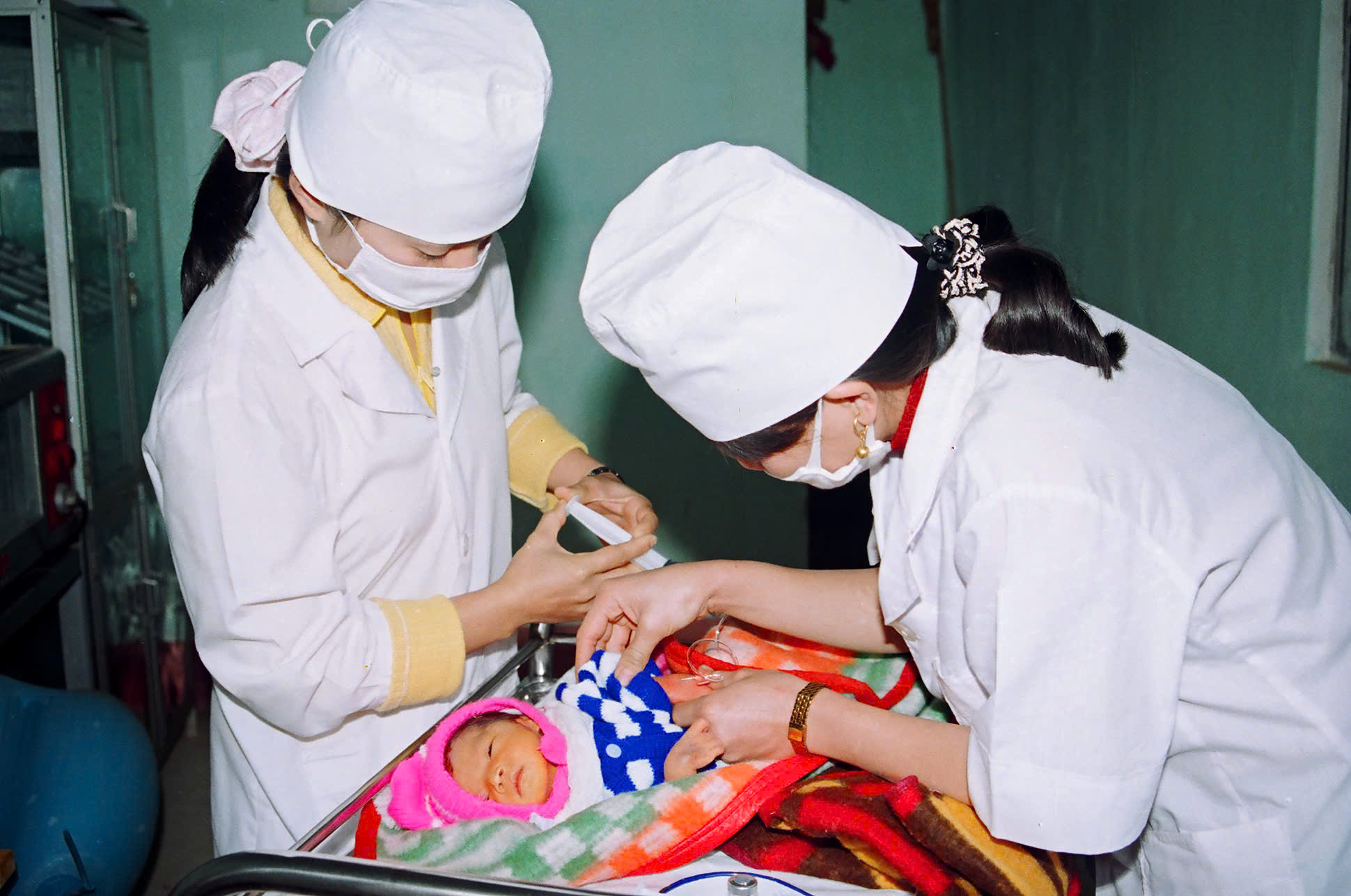 Anh-tin-bai
