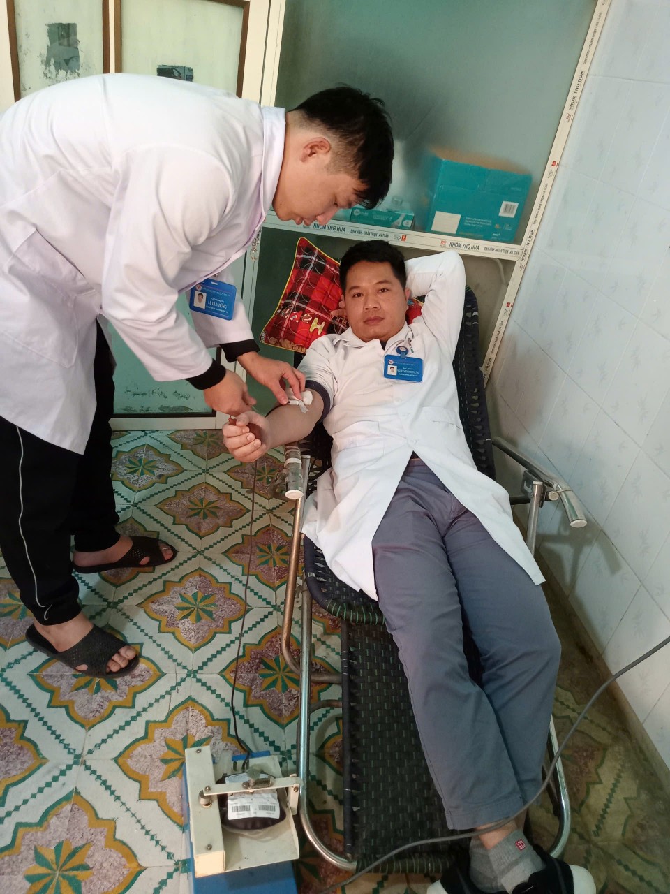 C:\Users\book 1\Documents\BỆNH VIỆN\BÀI VIẾT ĐĂNG TẢI\ẢNH\z6577375982686_598e9fc910bf137a0362da94b1b0ab42.jpg