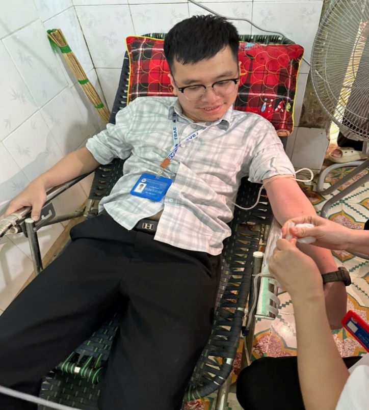 C:\Users\book 1\Documents\BỆNH VIỆN\BÀI VIẾT ĐĂNG TẢI\ẢNH\hiến máu 2.jpg