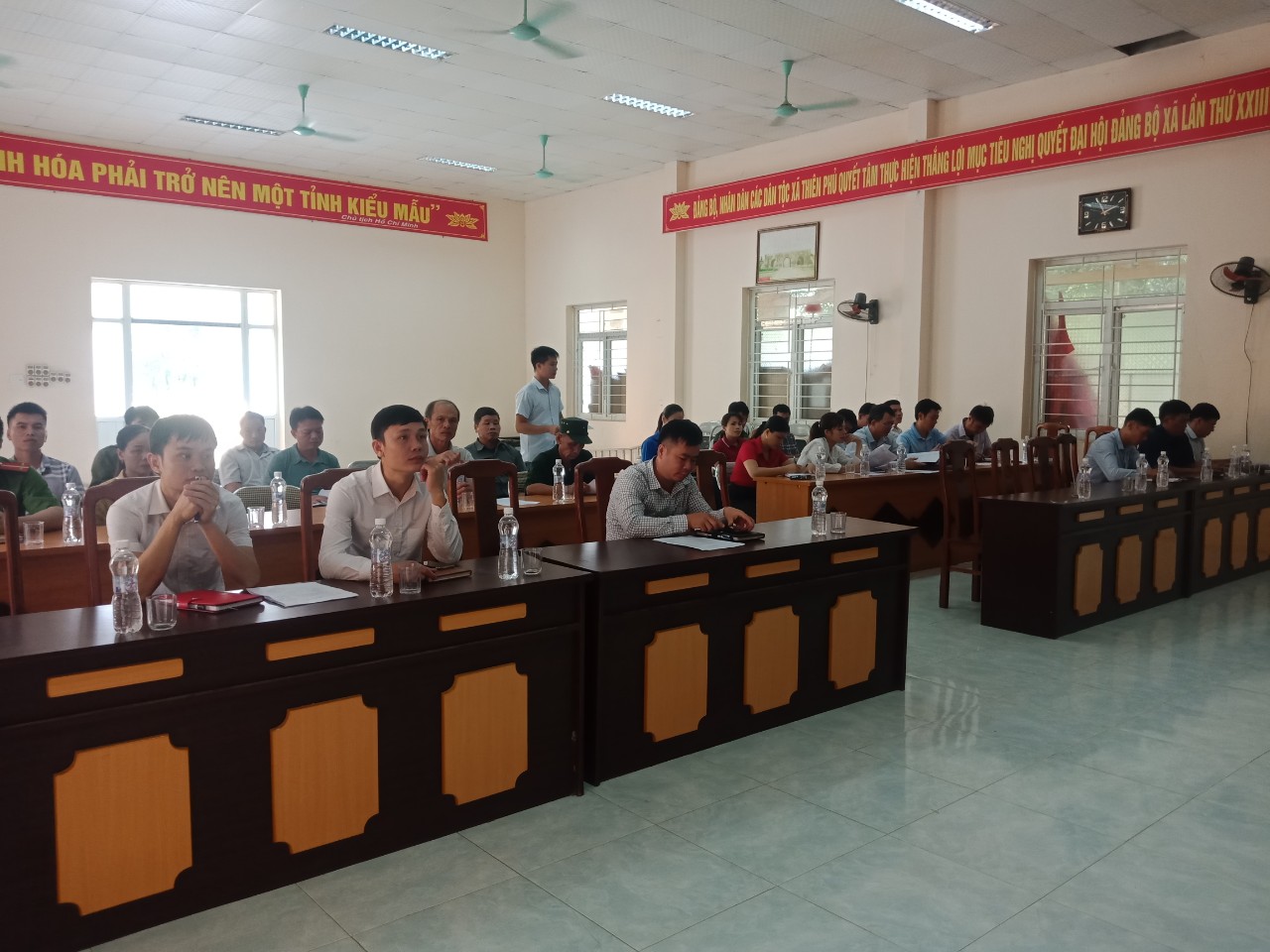 hn từ tren xuống.jpg