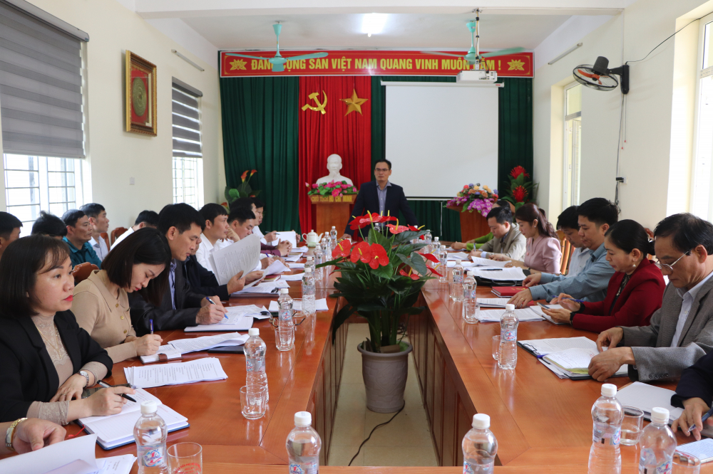 Chủ tịch huyện kết thúc.jpg