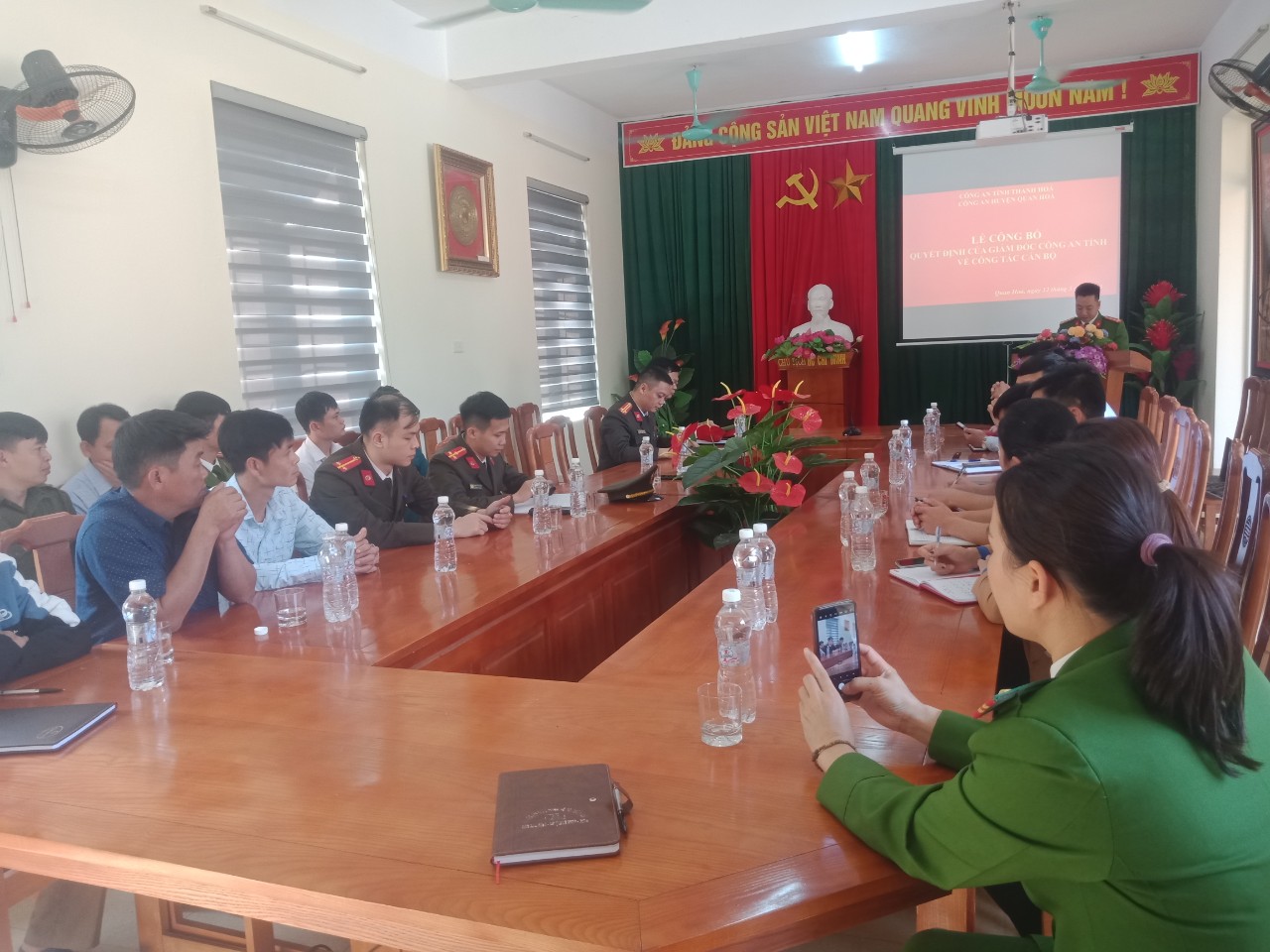 toàn cảnh buổi lễ.jpg