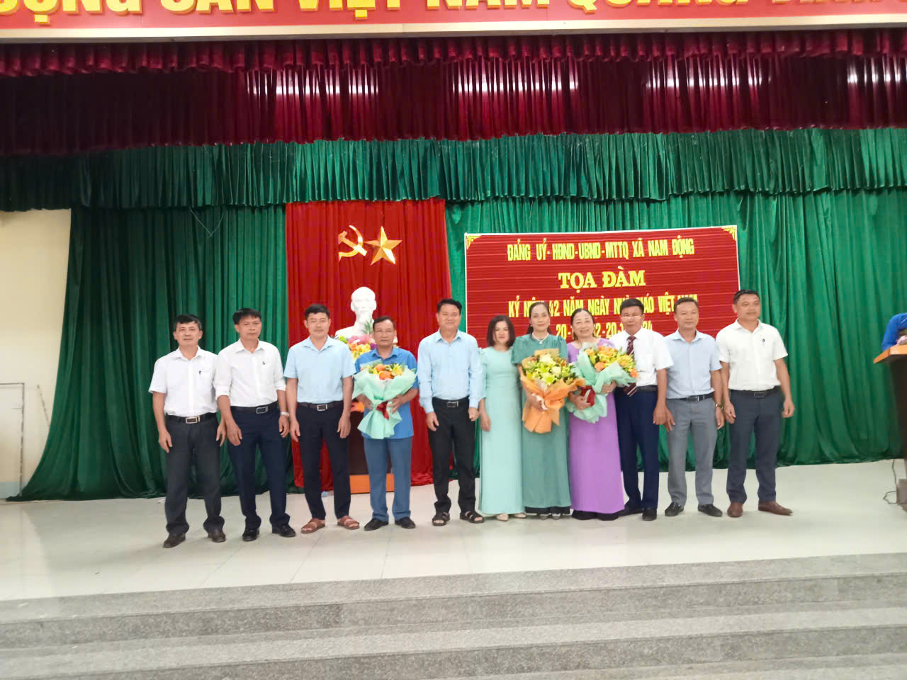 Kỷ niệm 42 năm ngày Nhà giáo Việt Nam
