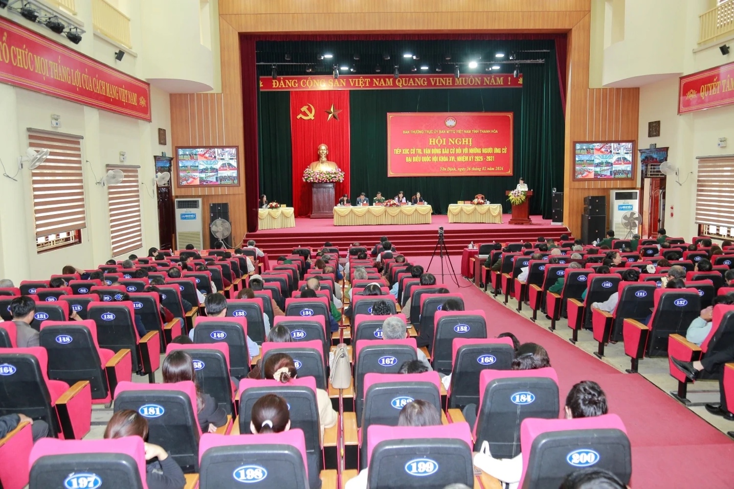 Hội nghị tiếp xúc cử tri với những người ứng cử đại biểu Quốc hội khóa XVI, nhiệm kỳ 2026-2031