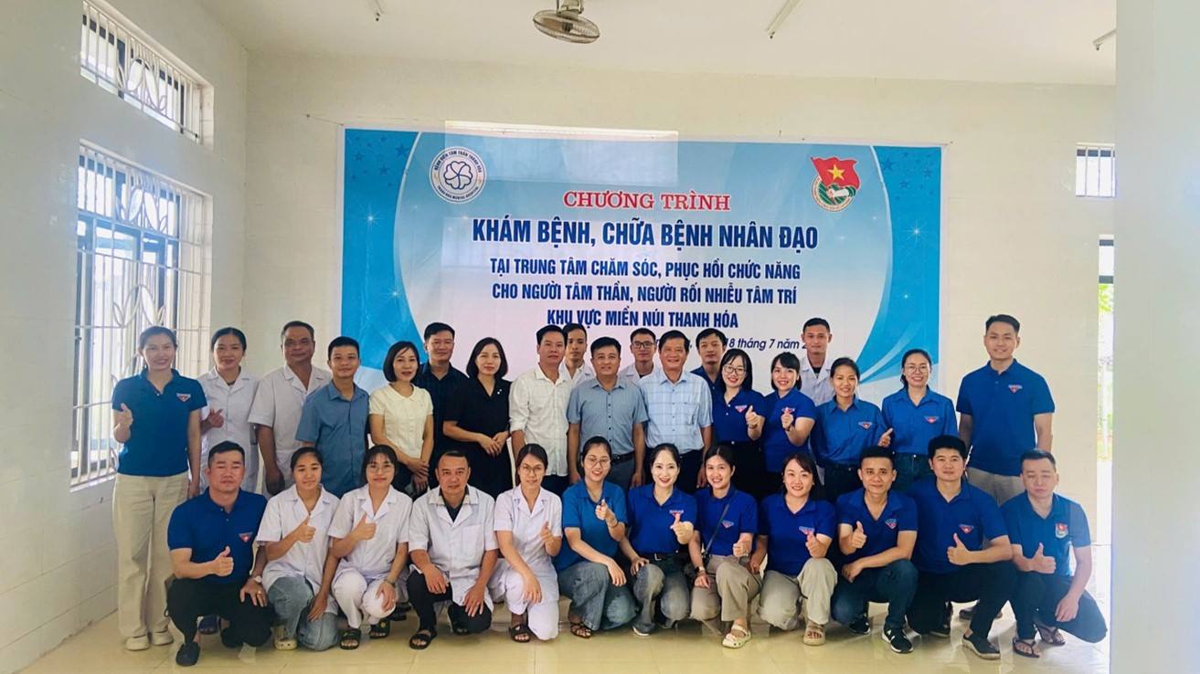 Trung tâm Chăm sóc, phục hồi chức năng cho người tâm thần, người rối nhiễu tâm trí khu vực miền núi Thanh Hóa đón đoàn công tác của Bệnh viện Tâm thần tỉnh đến khám bệnh, chữa bệnh nhân đạo cho các đối tượng đang được chăm sóc tại Trung tâm