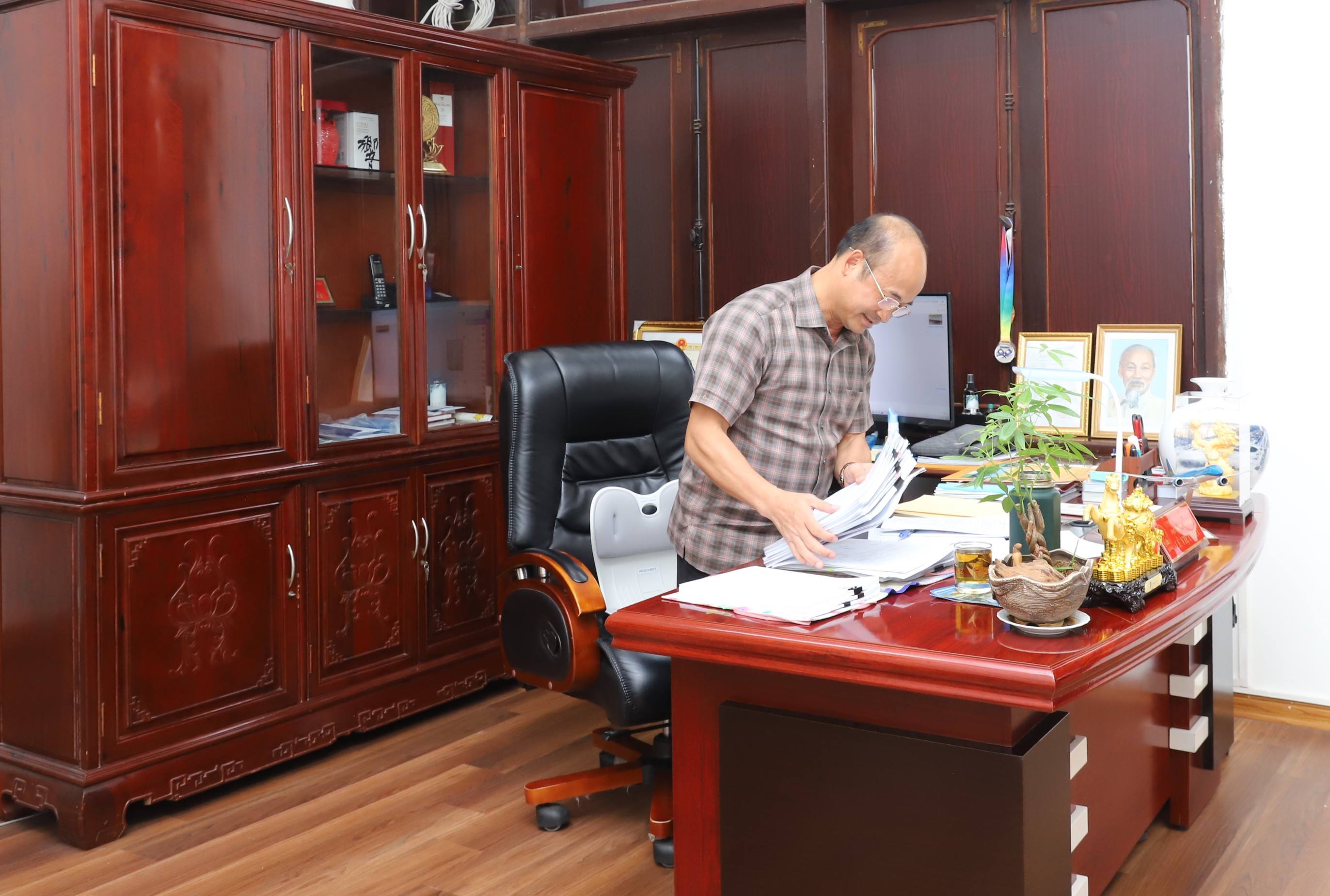 Anh-tin-bai