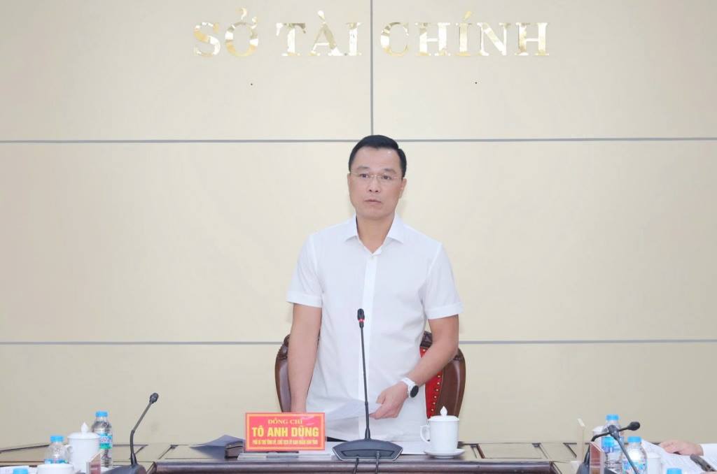 Chủ tịch UBND tỉnh làm việc với Sở Tài chính