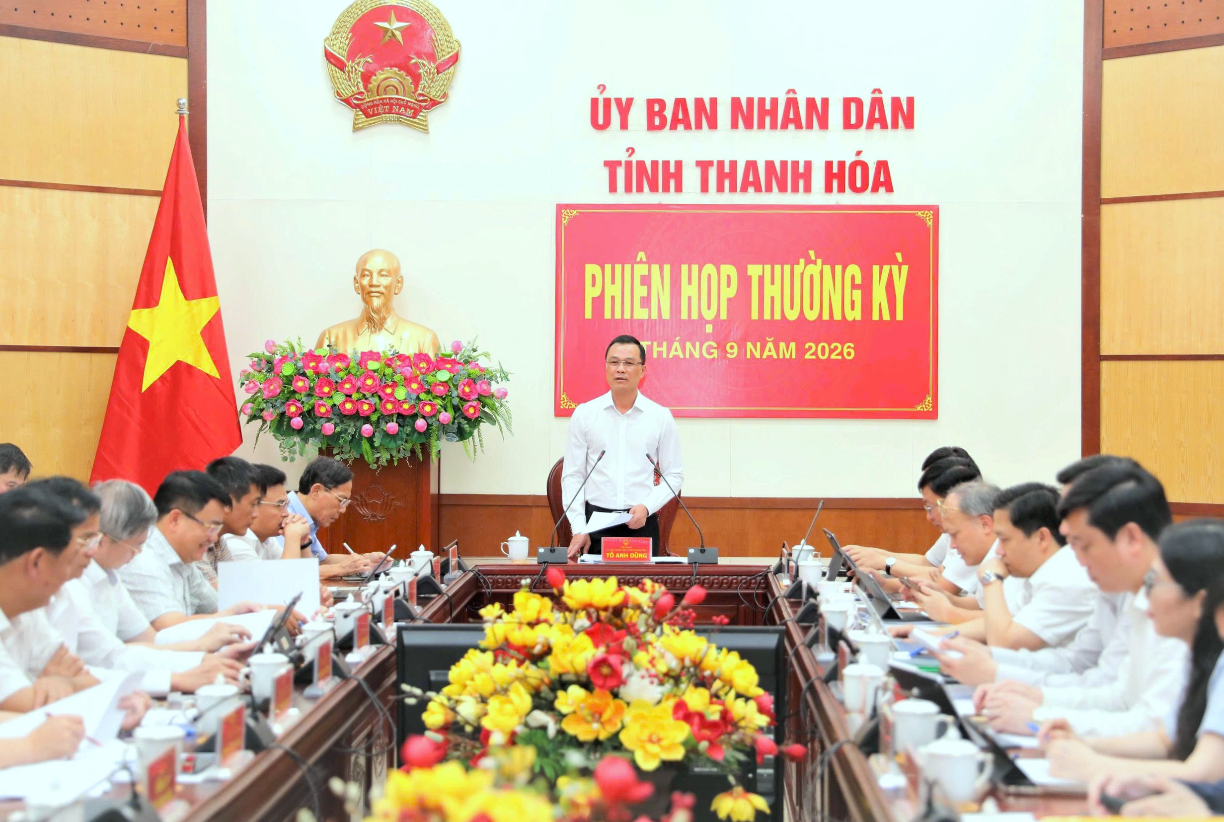 Anh-tin-bai
