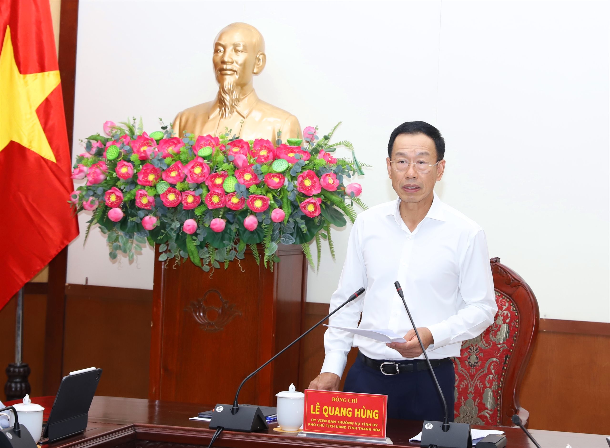 Anh-tin-bai